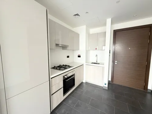 1 Bedroom Apartment in The Crest Tower B