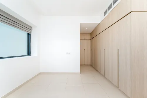 2 Bedrooms Apartment in Wilton Park Residences 1