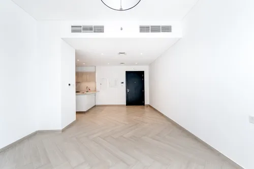 2 Bedrooms Apartment in Wilton Park Residences 1