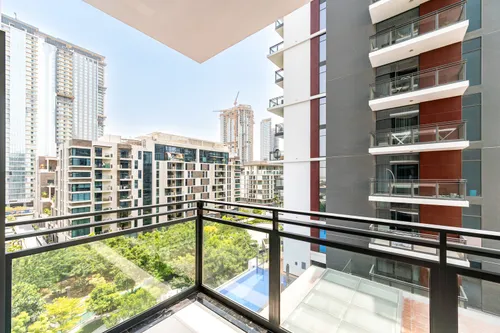 2 Bedrooms Apartment in Wilton Park Residences 1