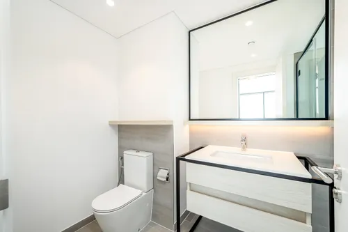 2 Bedrooms Apartment in Wilton Park Residences 1