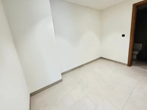 2 Bedrooms Apartment in Waves Grande