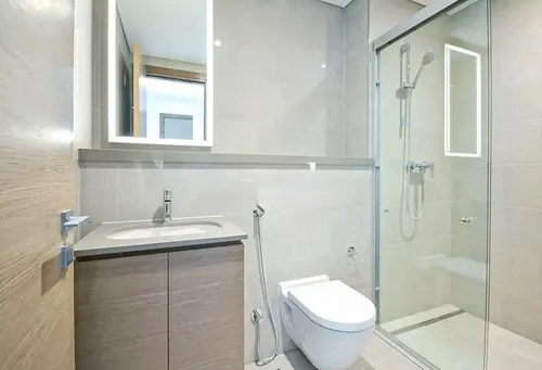 2 Bedrooms Apartment in Waves Grande