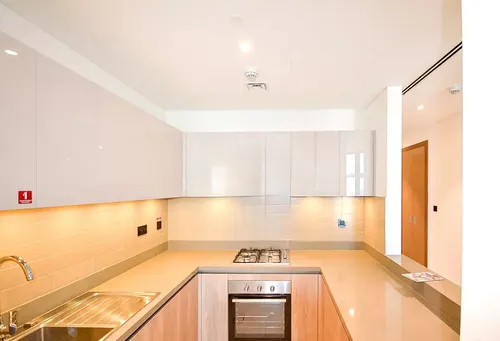 2 Bedrooms Apartment in Waves Grande