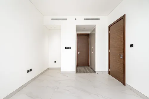 2 Bedrooms Apartment in The Crest Tower A