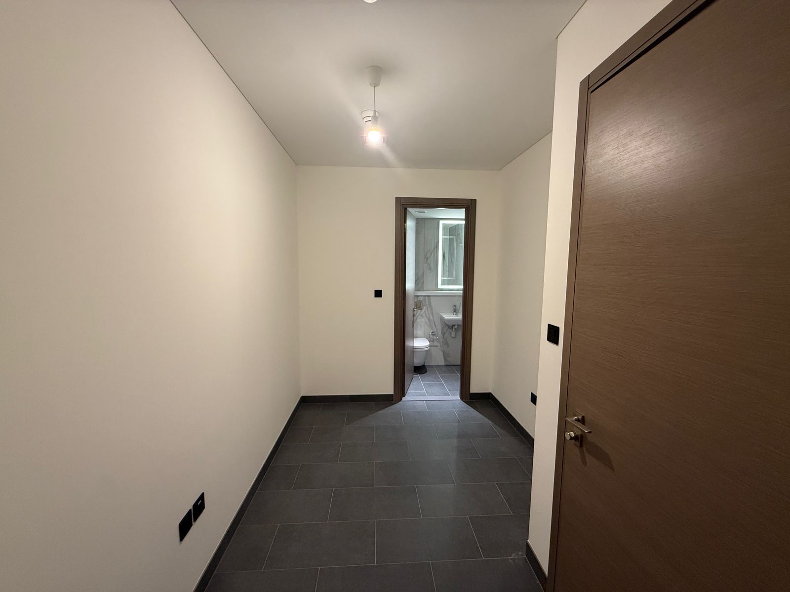 4 Bedrooms Apartment in Crest Grande