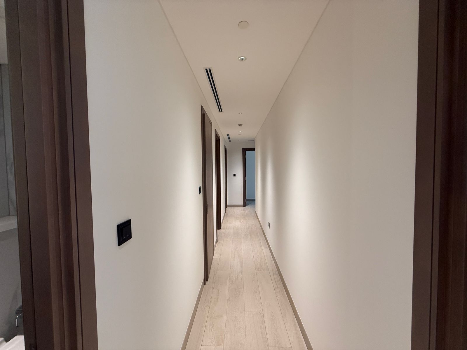 4 Bedrooms Apartment in Crest Grande