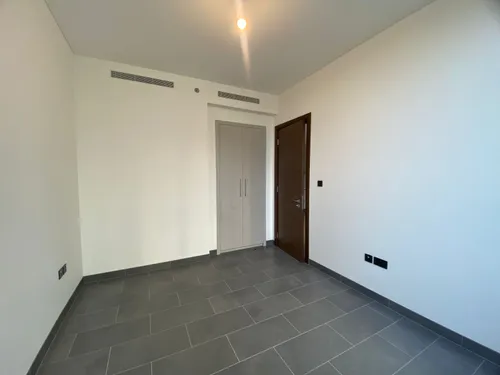 2 Bedrooms Apartment in The Crest Tower C