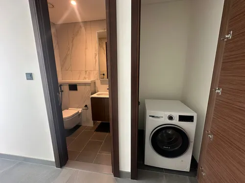 2 Bedrooms Apartment in The Crest Tower A