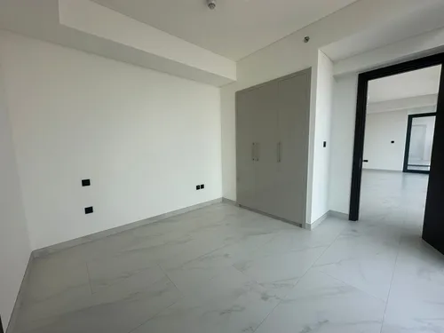2 Bedrooms Apartment in The Crest Tower A