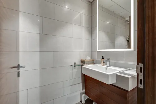 3 Bedrooms Apartment in Hartland Greens 1