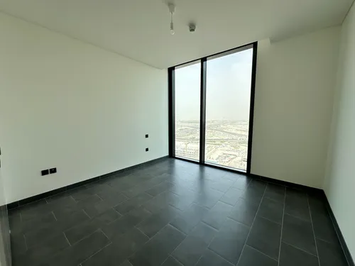 2 Bedrooms Apartment in The Crest Tower C
