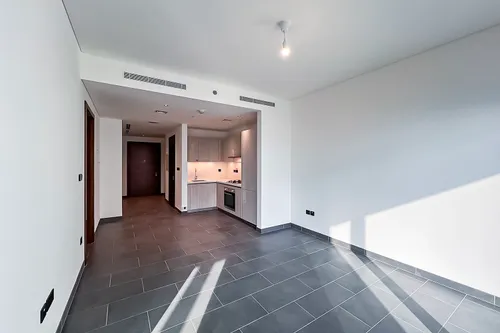 1 Bedroom Apartment in The Crest Tower C