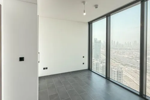 1 Bedroom Apartment in The Crest Tower B