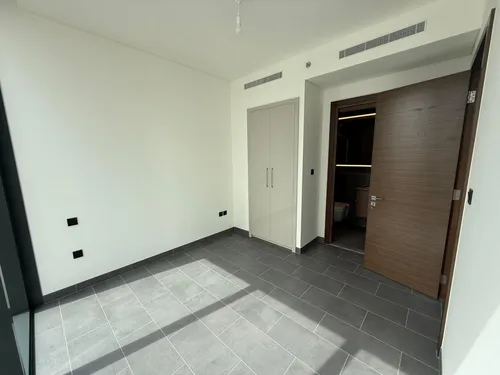 Contemporary | brand new | serene views