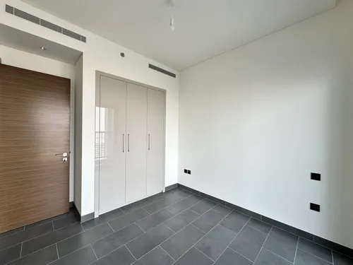 1 Bedroom Apartment in The Crest Tower B