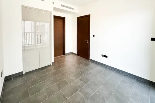 2 Bedrooms Apartment in The Crest Tower C