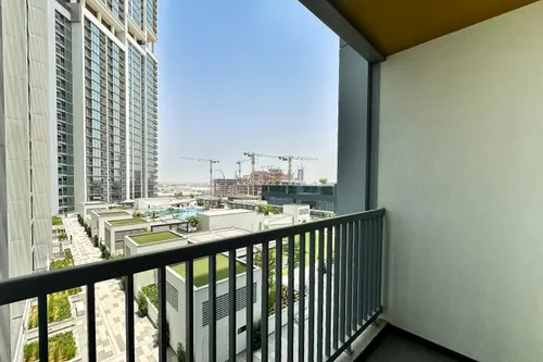 2 Bedrooms Apartment in The Crest Tower C