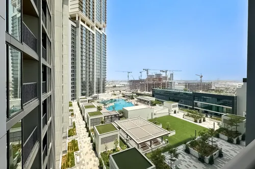 2 Bedrooms Apartment in The Crest Tower C