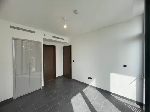 1 Bedroom Apartment in The Crest Tower C
