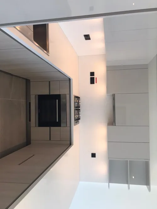 2 Bedrooms Apartment in The Crest Tower A