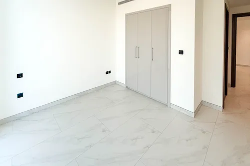 3 Bedrooms Apartment in The Crest Tower A