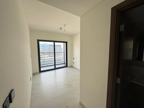 2 Bedrooms Apartment in The Crest