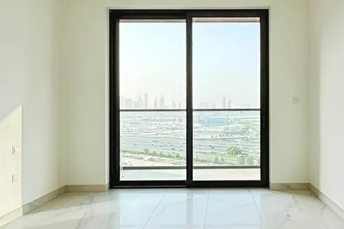 3 Bedrooms Apartment in One Park Avenue
