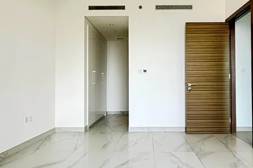 3 Bedrooms Apartment in One Park Avenue