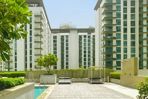 3 Bedrooms Apartment in One Park Avenue