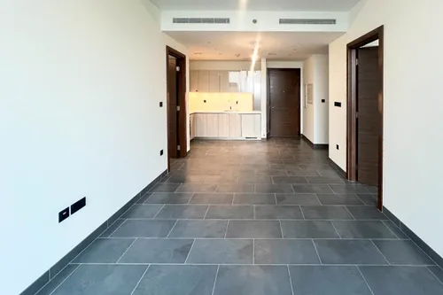 2 Bedrooms Apartment in The Crest Tower B