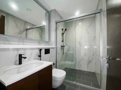 3 Bedrooms Apartment in The Crest