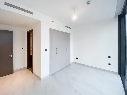 3 Bedrooms Apartment in The Crest