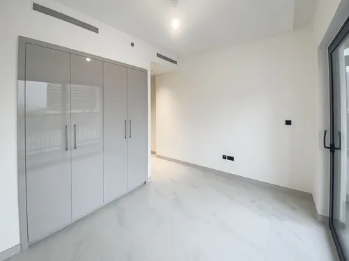 3 Bedrooms Apartment in The Crest