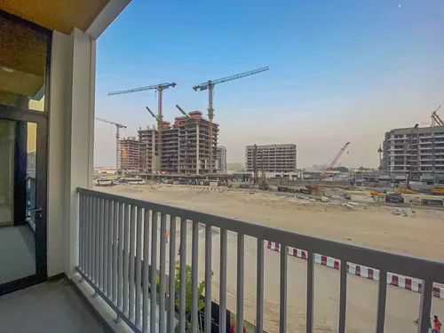 3 Bedrooms Apartment in The Crest