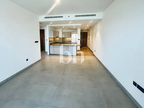 High Floor | Study room | Larger Layout