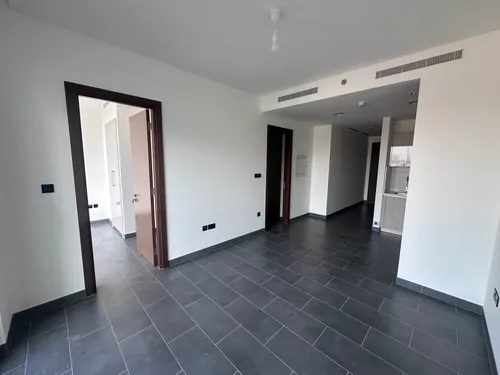 1 Bedroom Apartment in The Crest Tower B