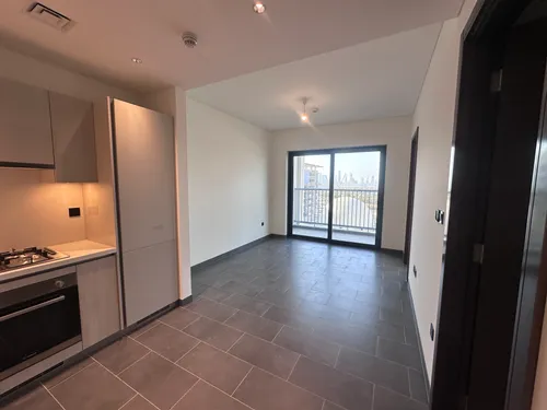 1 Bedroom Apartment in The Crest Tower B