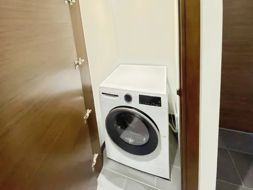 2 Bedrooms Apartment in The Crest Tower A