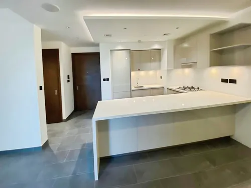 2 Bedrooms Apartment in The Crest Tower A