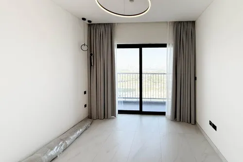 2 Bedrooms Apartment in The Crest Tower A