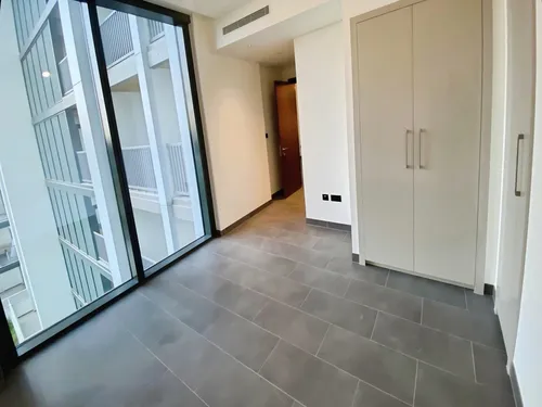 2 Bedrooms Apartment in The Crest Tower A