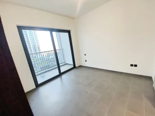 2 Bedrooms Apartment in The Crest Tower A