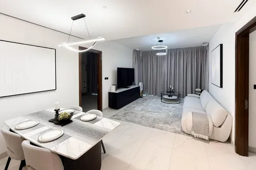 2 Bedrooms Apartment in The Crest Tower A