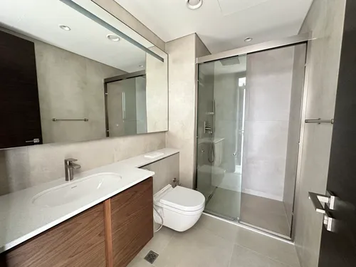 3 Bedrooms Apartment in Creek Vistas Grande