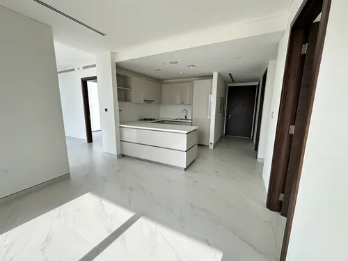 3 Bedrooms Apartment in Creek Vistas Grande