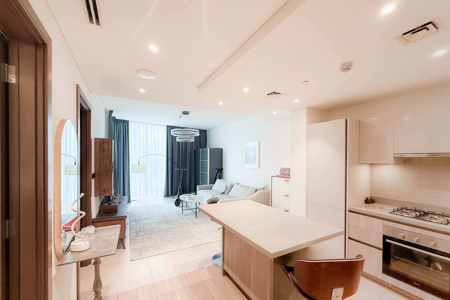 1 Bedroom Apartment in Waves Grande