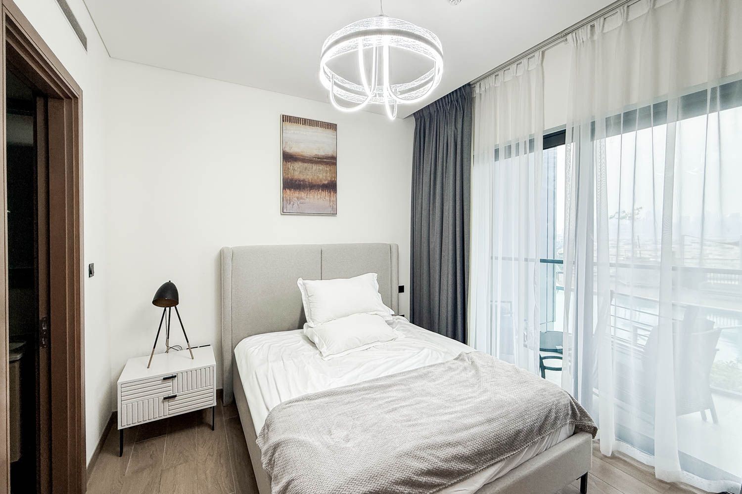 1 Bedroom Apartment in Waves Grande