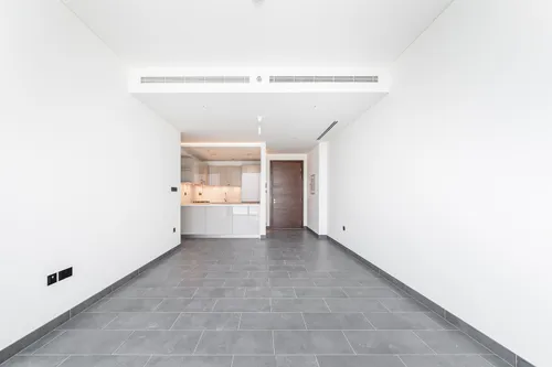 2 Bedrooms Apartment in The Crest Tower B