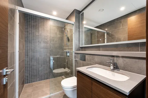 2 Bedrooms Apartment in The Crest Tower B